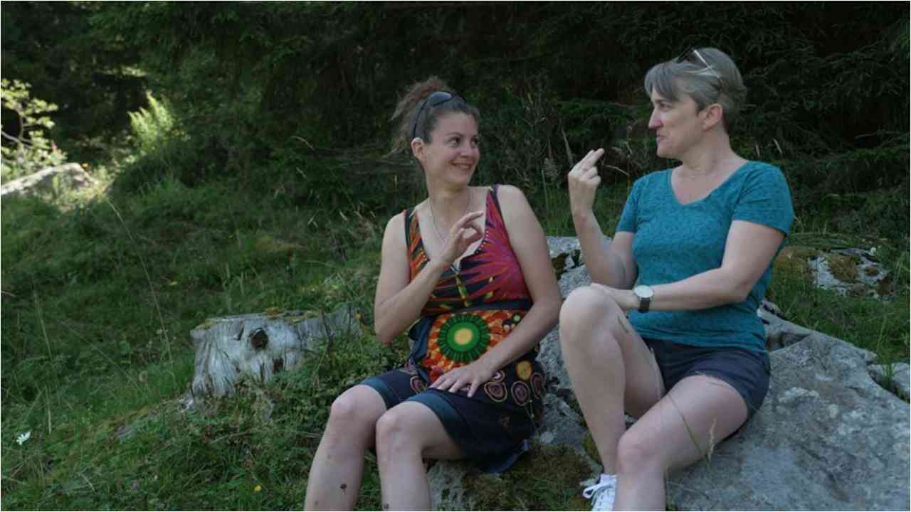 Elle entend pas la moto de Dominique Fischbach