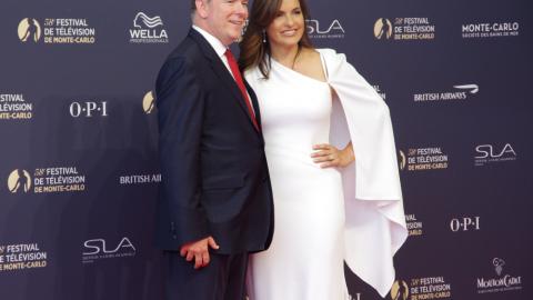 Le Prince Albert II de Monaco accueillait l'actrice Mariska Hargitay