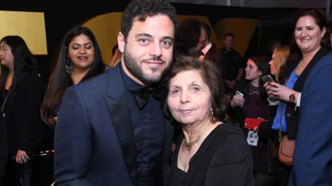 Golden Globes 2019 : Rami Malek a fêté sa victoire en famille (ici son frère Sami et sa maman Nelly)