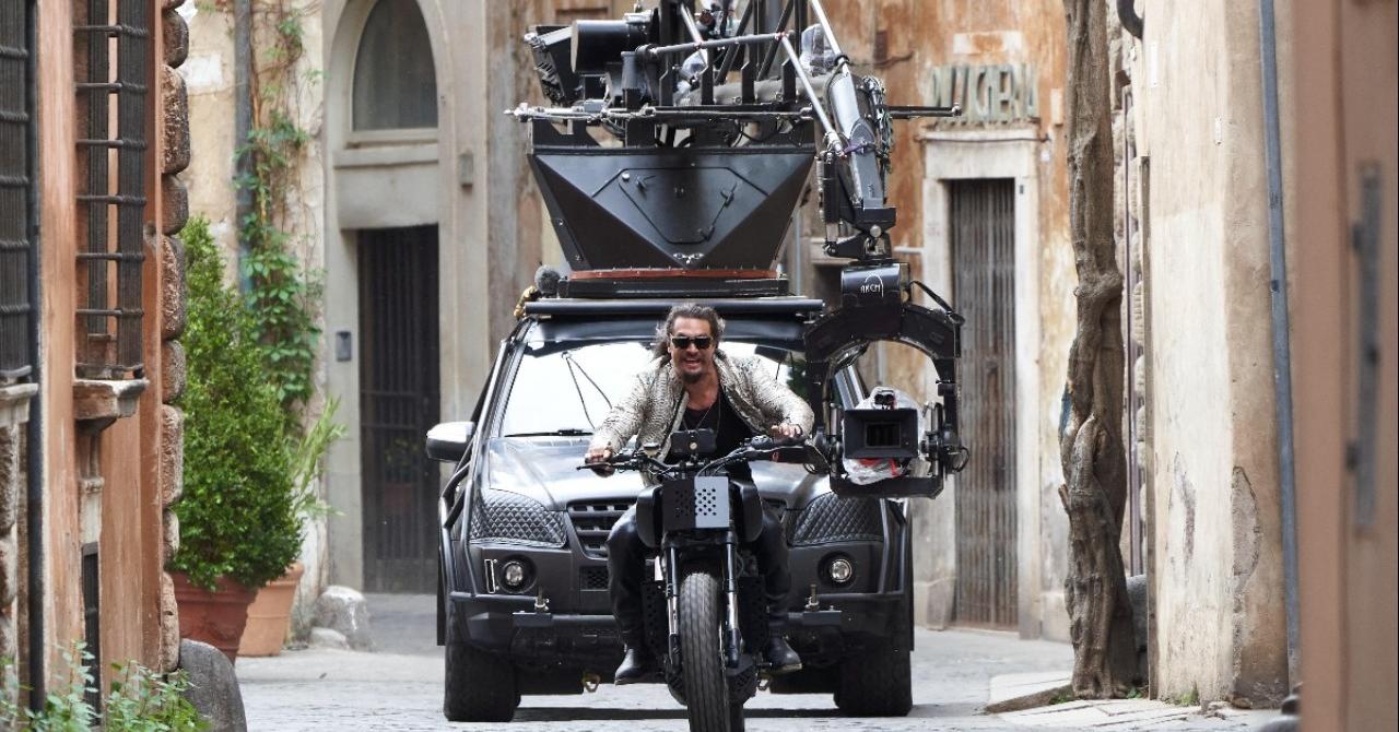 Jason Momoa s'éclate sur le tournage de Fast & Furious 10 à Rome