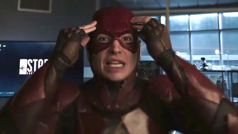 the flash ezra miller et grant gustin