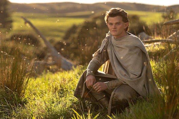 Elrond, jeune elfe ambitieux